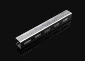 Sianel Strut Slotiedig